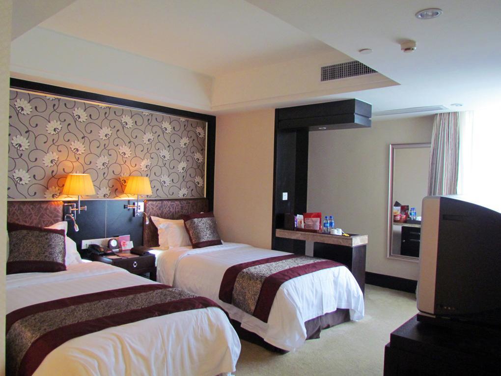 Zhaorui International Hotel Wuhan Exterior photo