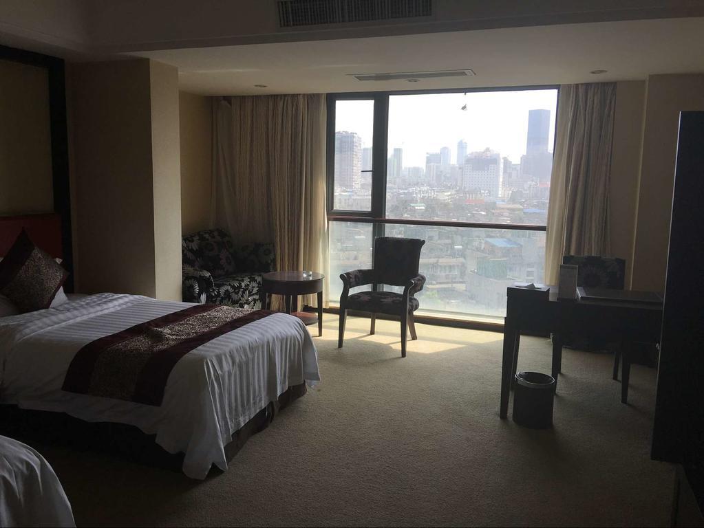 Zhaorui International Hotel Wuhan Exterior photo