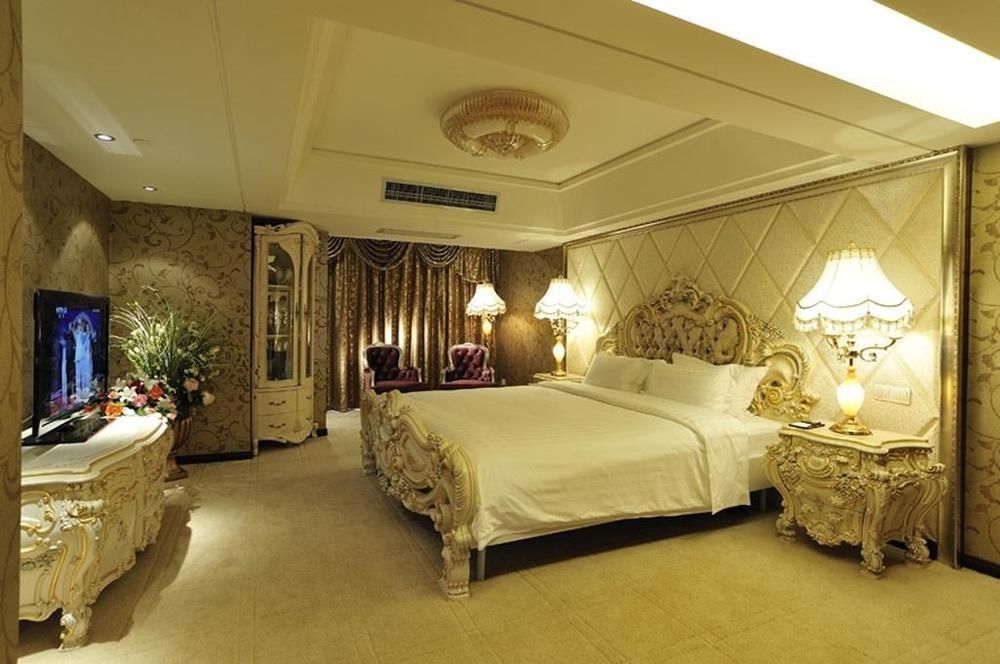Zhaorui International Hotel Wuhan Exterior photo