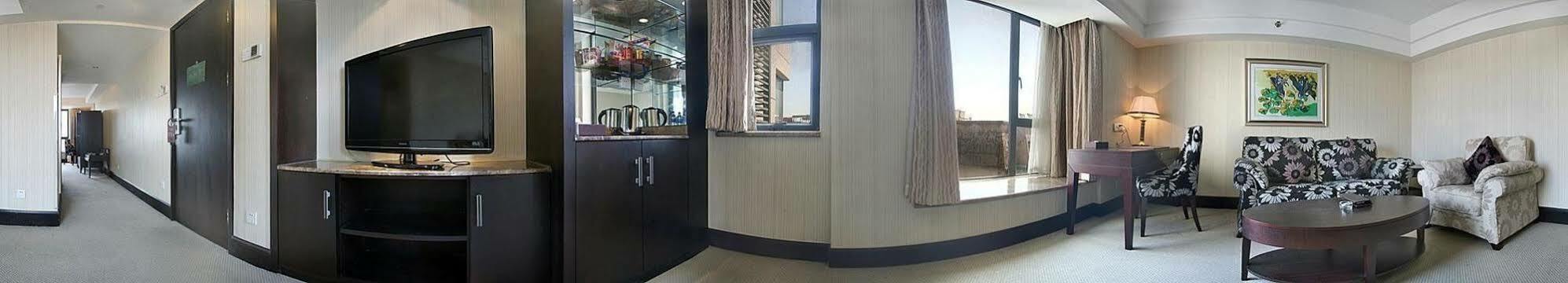 Zhaorui International Hotel Wuhan Exterior photo